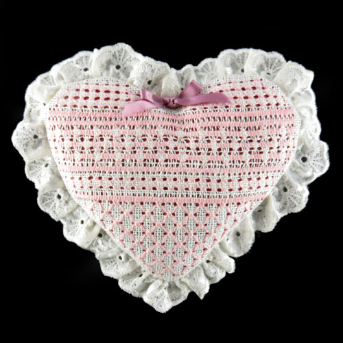 Pulled Work Heart Cushion by Beppy Berlin #pwhc